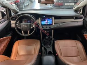 Xe Toyota Innova 2.0E 2016