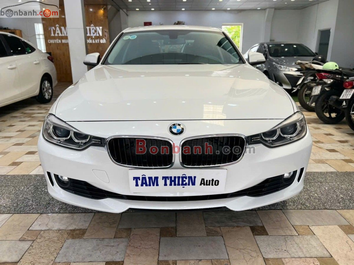 BMW 3 Series 320i 2013