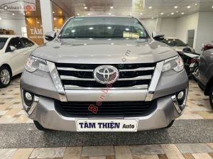 Xe Toyota Fortuner 2.7V 4x2 AT 2016