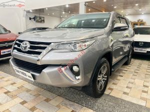 Xe Toyota Fortuner 2.7V 4x2 AT 2016