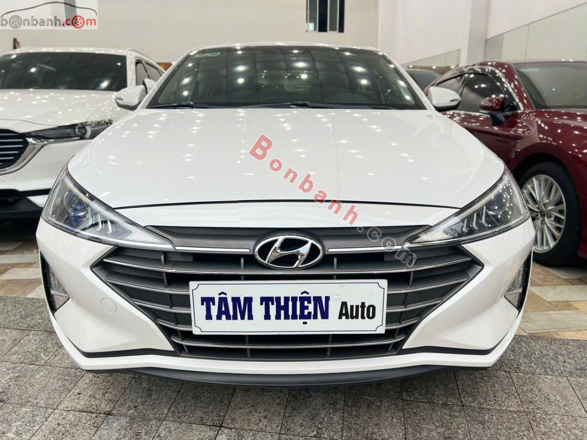 Hyundai Elantra 1.6 AT 2021