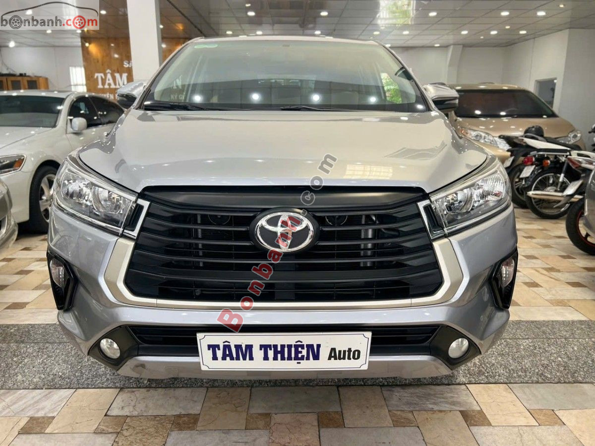 Toyota Innova E 2.0 MT 2021