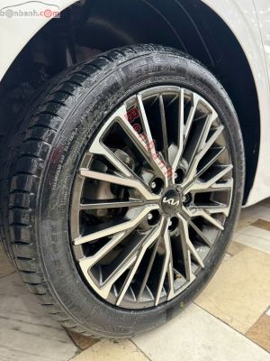 Xe Kia K3 Deluxe 1.6 MT 2022