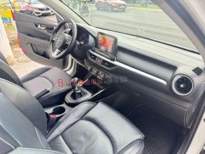 Xe Kia K3 Deluxe 1.6 MT 2022