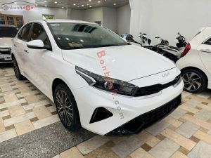 Xe Kia K3 Deluxe 1.6 MT 2022
