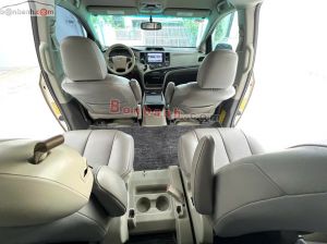 Xe Toyota Sienna LE 3.5 2010
