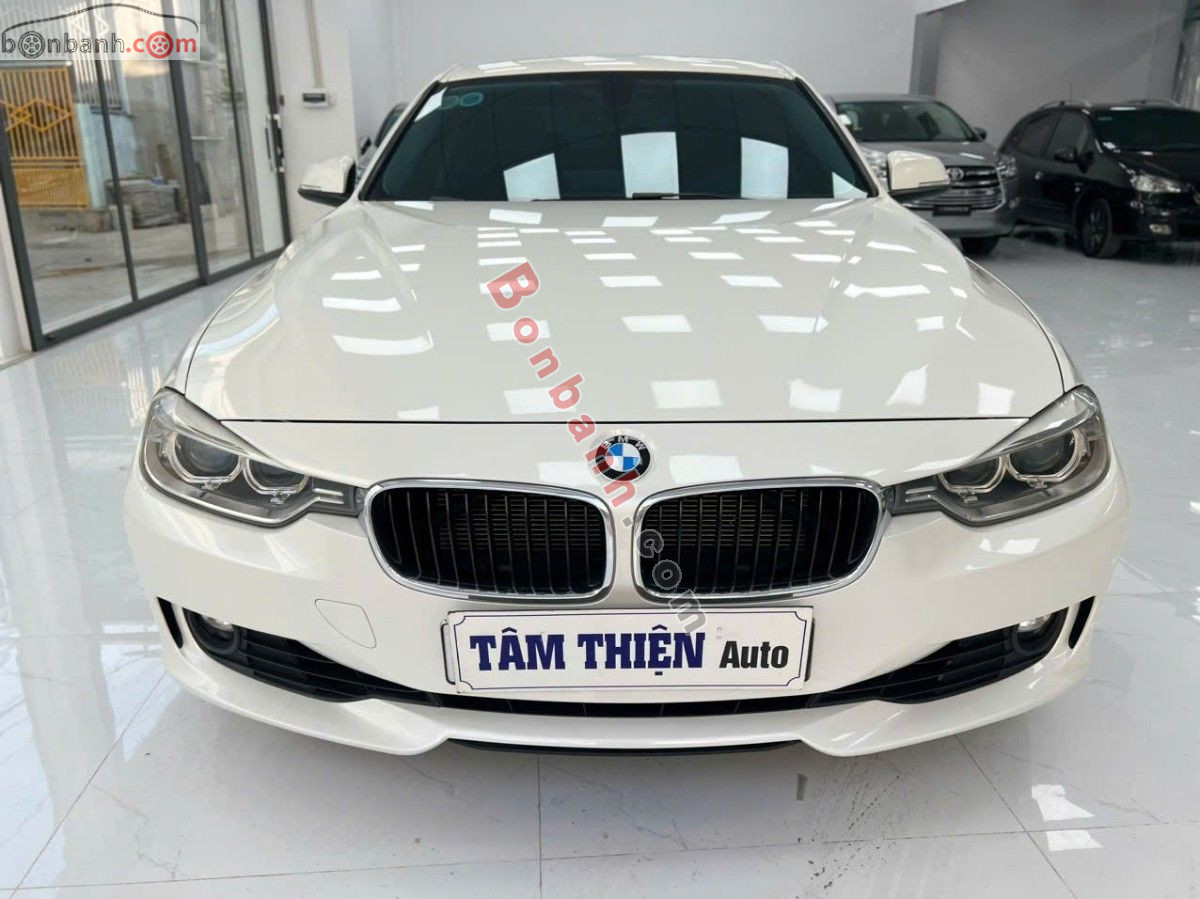 BMW 3 Series 320i 2013