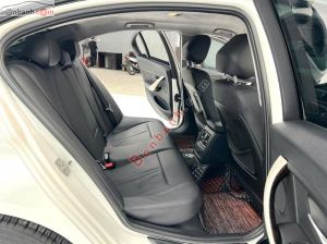 Xe BMW 3 Series 320i 2013