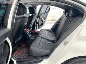 Xe BMW 3 Series 320i 2013