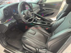 Xe Hyundai Elantra 1.6 AT Đặc biệt 2023