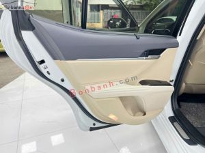 Xe Toyota Camry 2.5HV 2022