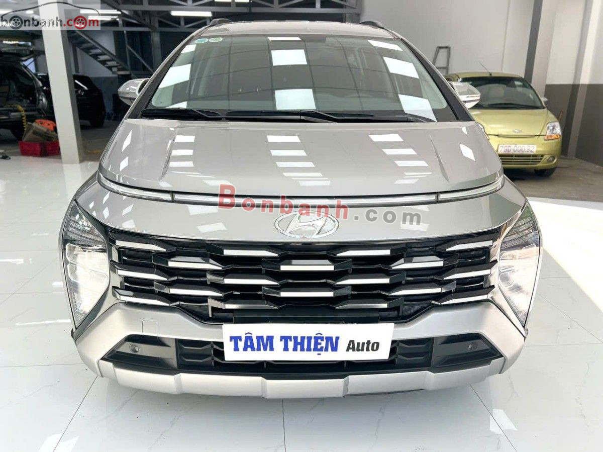 Hyundai Stargazer X 1.5 AT 2024