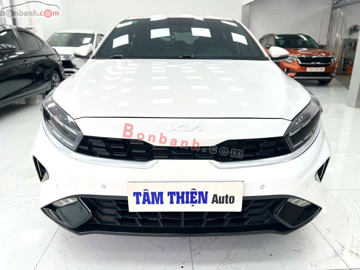 Kia K3 Premium 1.6 AT 2022