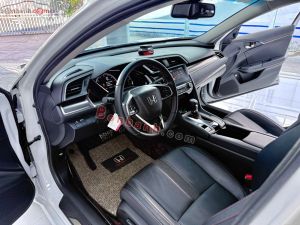 Xe Honda Civic RS 1.5 AT 2020